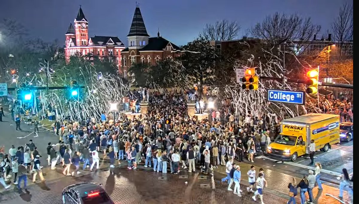 A look at Toomer’s Corner following No. 1 Auburn’s win at No. 2 Alabama