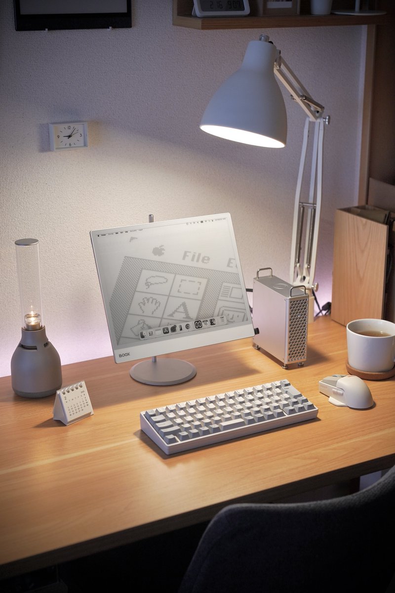 BOOX Note Max × Mac mini M4

#desksetup