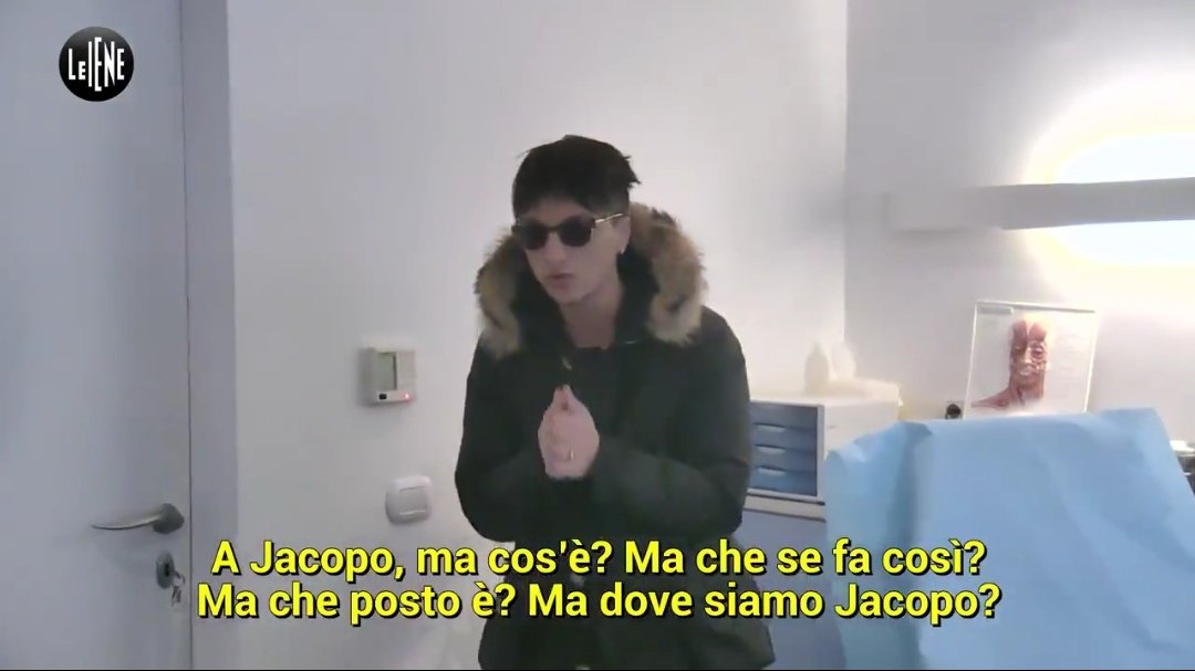 Tributesibi's tweet photo. Ma che razza di classifica è
#sanremo_2025 https://t.co/c44YVOsdwu