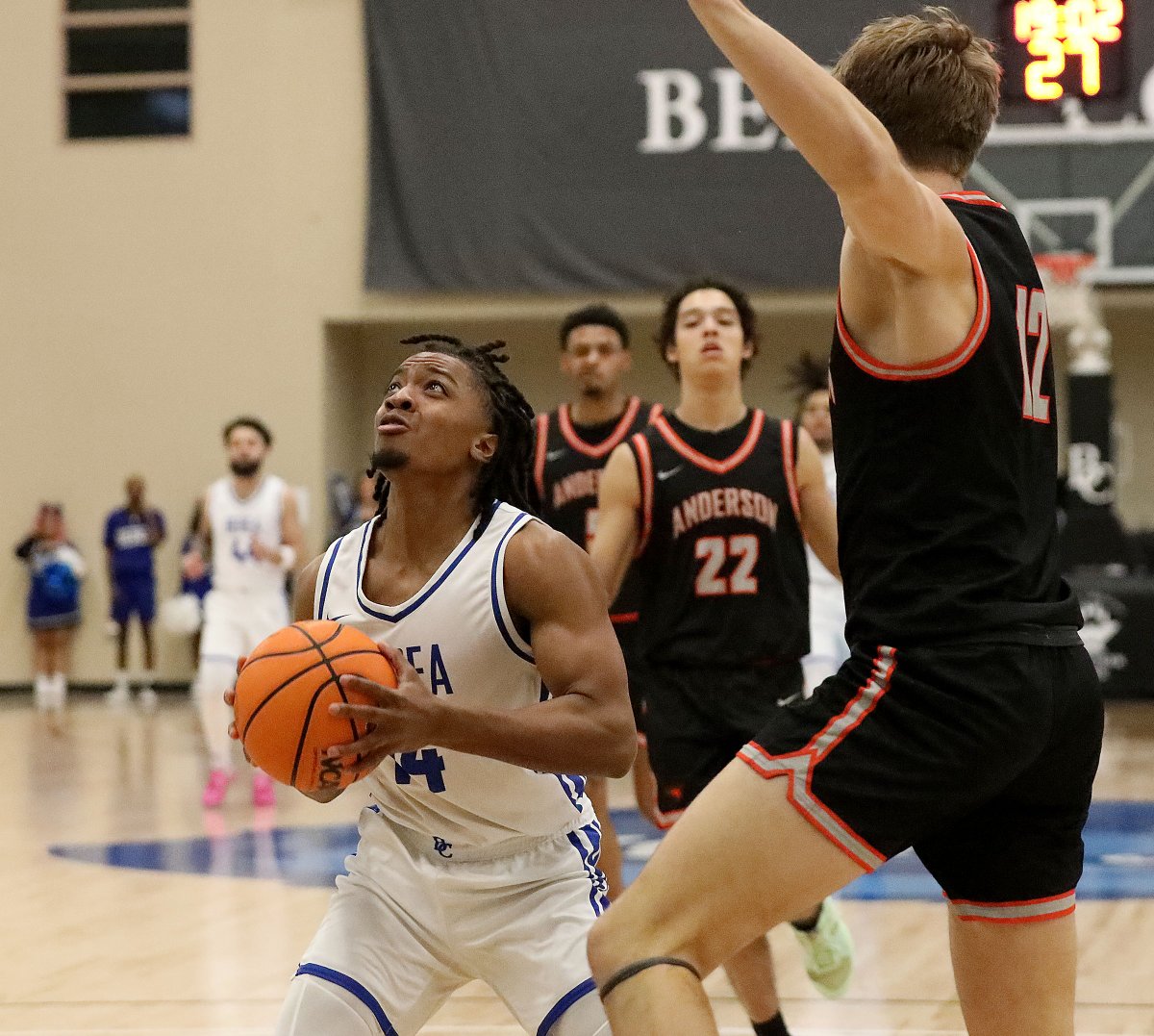 HCAC MENS HOOPS
Final from Seabury Center …
Berea College 96, Anderson University 71

Bryce Riley - 26 pts
Trey Minter - 22 pts
Marquis Mackey - 21 pts

Mountaineers (11-13, 6-11 HCAC) clinch spot in HCAC Tournament