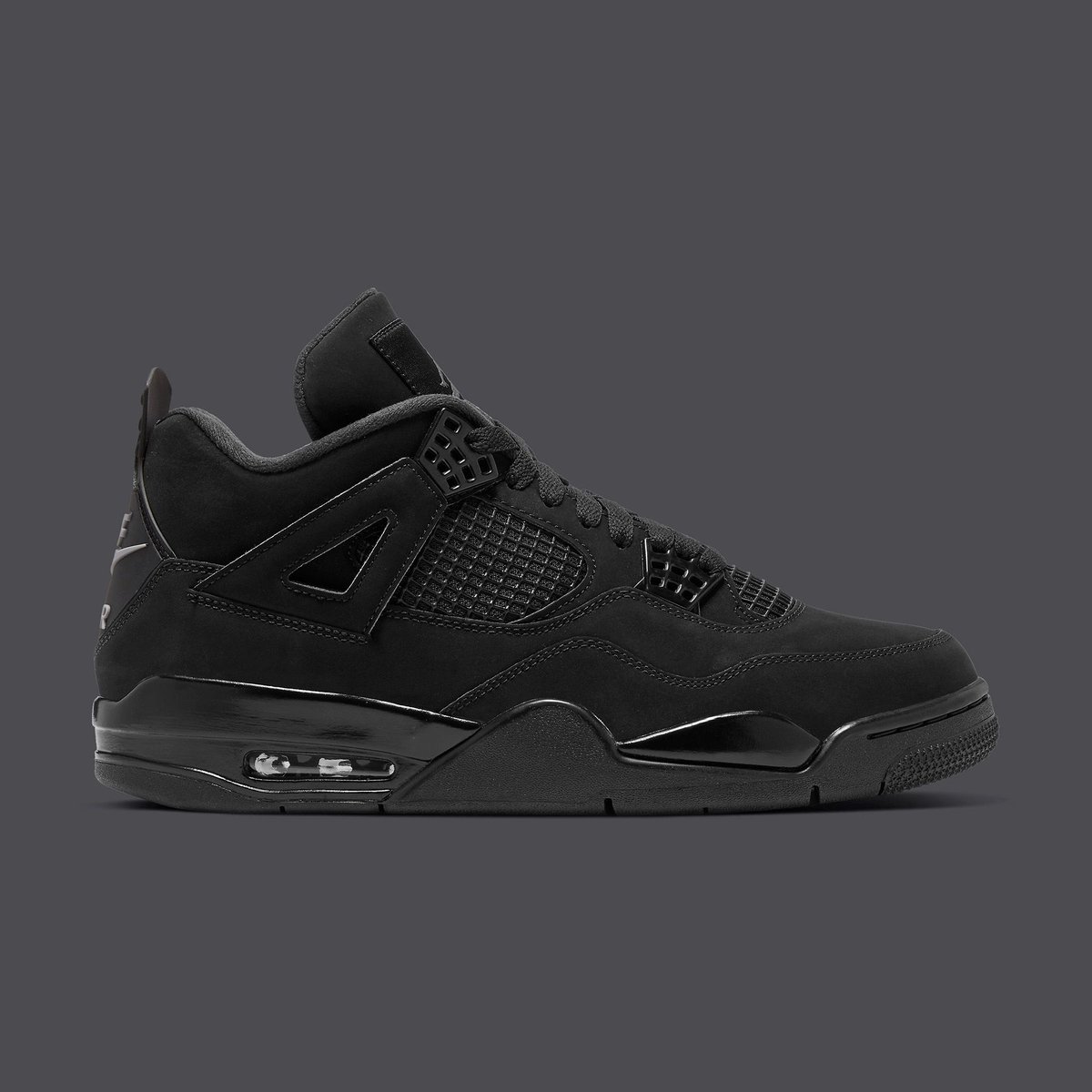 JustFreshKicks's tweet image. Air Jordan 4 “Black Cat” Returns Black Friday w/ Nike Air Branding 🐈‍⬛