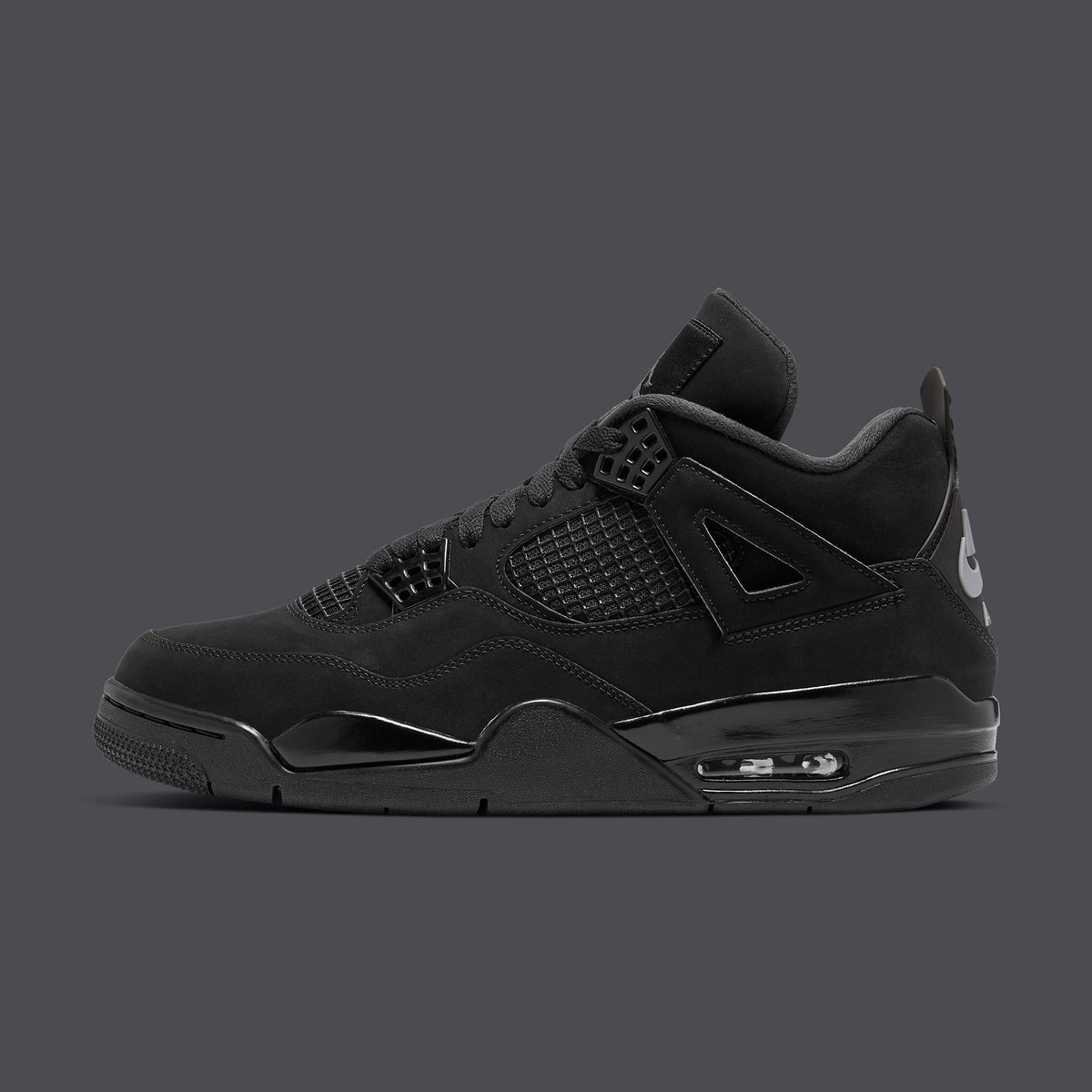 JustFreshKicks's tweet image. Air Jordan 4 “Black Cat” Returns Black Friday w/ Nike Air Branding 🐈‍⬛
