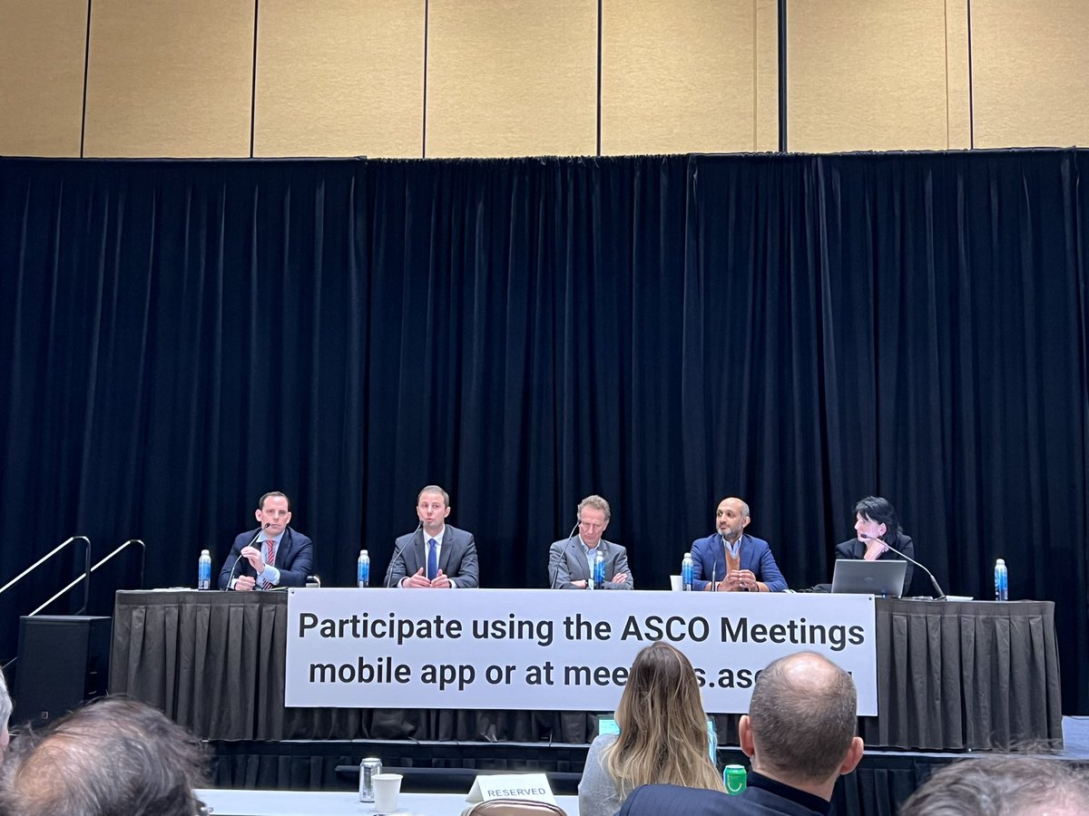 schneckmate's tweet photo. A very engaging presentation and discussion about high-dose chemotherapy in testicular cancer by @nabiladra at ASCO #GU25. Well done! @IUCancerCenter @IUuro https://t.co/9qbr5V6Deo