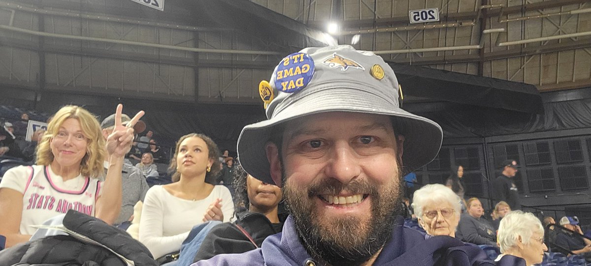 rfischeresq's tweet photo. #brickball #GoCatsGo https://t.co/WLx4JqNFDa