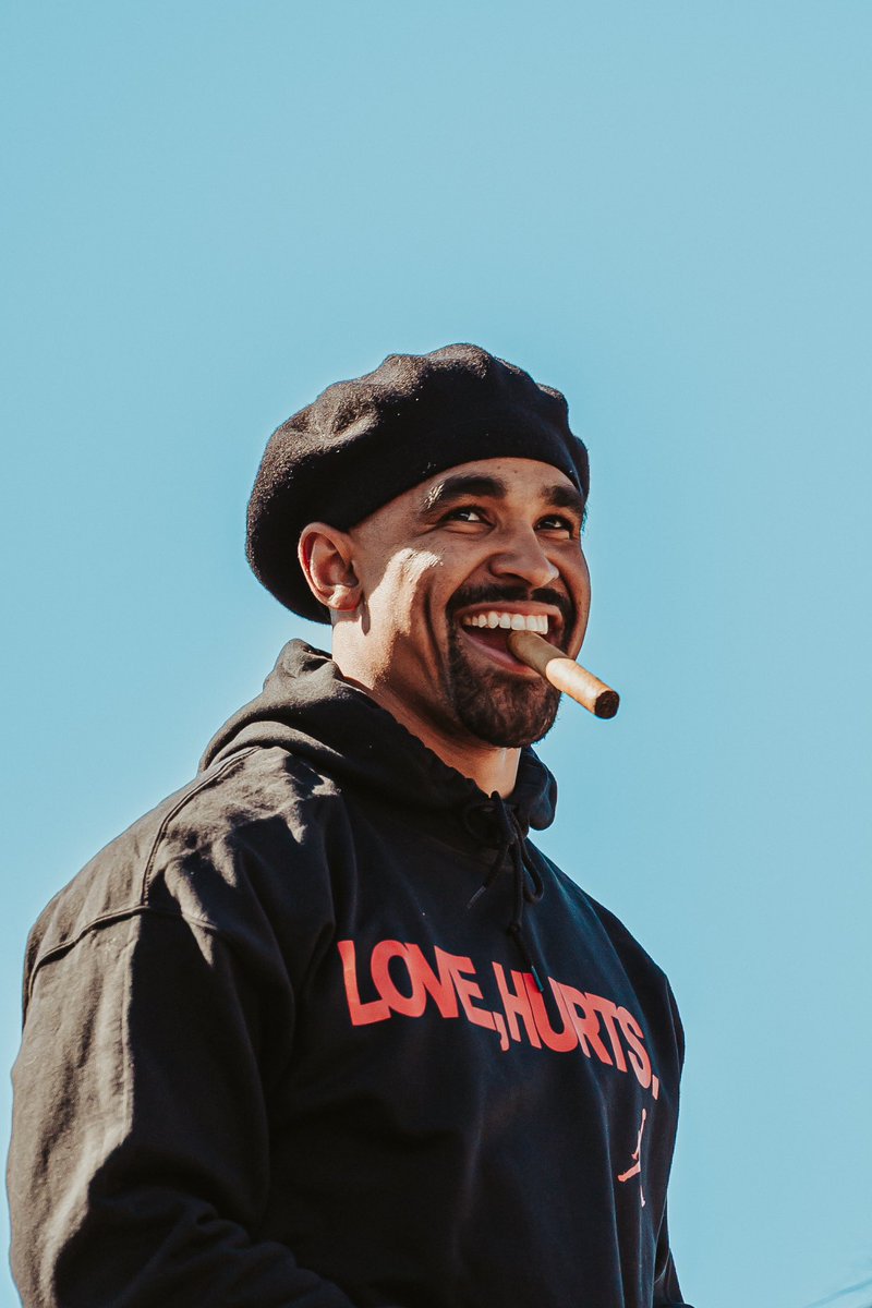 iKBoy's tweet image. QB1 x Breed of 1 @JalenHurts 
📸 by me at the parade 
@SonyAlpha A7 IV x 70-200 GM II

@Eagles go birds!