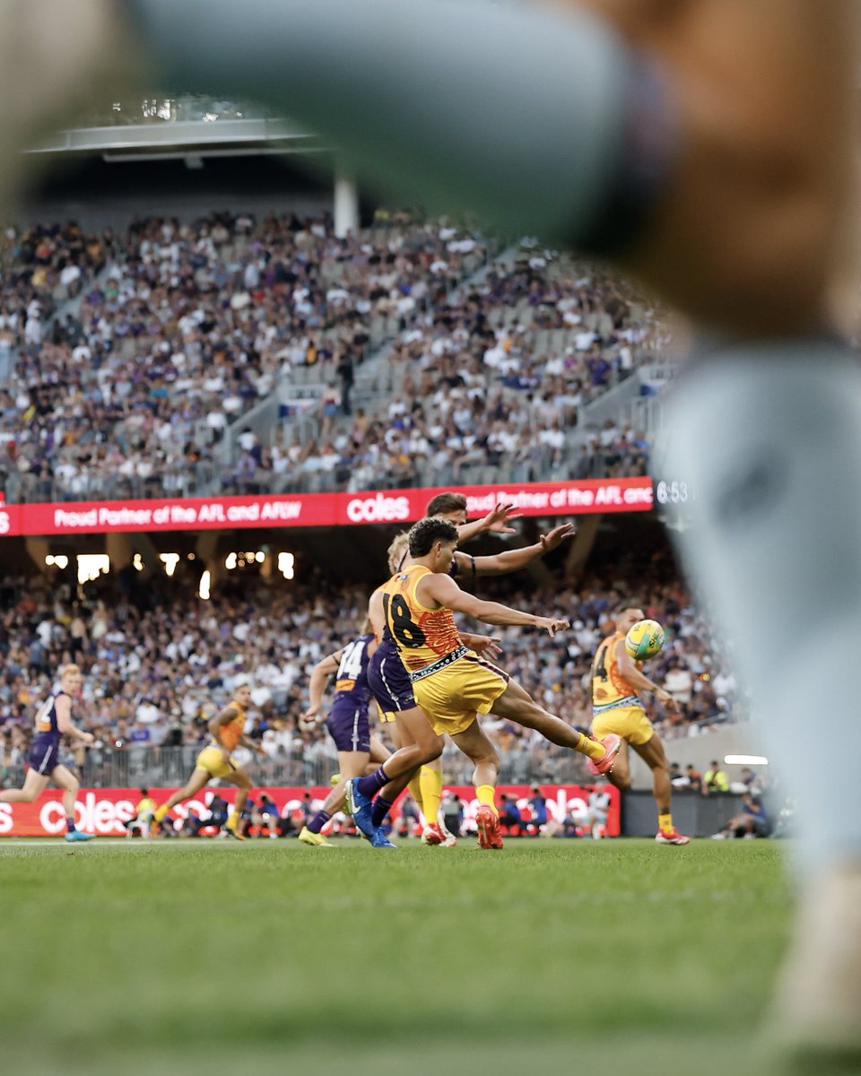 AFL's tweet photo. About yesterday... 🖤💛❤️