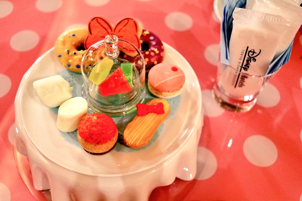 yukamicmin's tweet image. ディズニーホテルで
優雅なひとときを過ごしてきた♡

【DisneylandHotel】
SherwoodGarden Restaurant〜Lunch〜

【DisneySea Hotel MiraCosta】
Bellavista Lounge〜Dinner〜

【Disney AmbassadorHotel】
Hyperion Lounge〜SpecialDrink〜

Minnie’s Pajamas Party