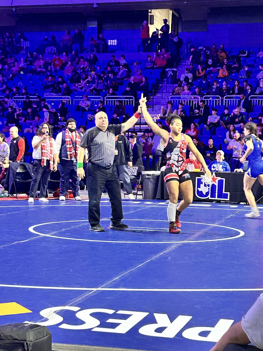YISD Athletics (@yisdathletics1) on Twitter photo And now a 2 X Texas State Champion, Cydney Davis of Bel Air! #DISTRICTOFCHAMPIONS!
<a href="/YsletaISD/">Ysleta ISD</a> <a href="/DeXavierluke/">Xavier De La Torre</a> <a href="/YISDCFO/">Lynly</a> <a href="/BelAirHigh/">Bel Air HS</a> @BA_Highlanders And now a 2 X Texas State Champion, Cydney Davis of Bel Air! #DISTRICTOFCHAMPIONS!
<a href="/YsletaISD/">Ysleta ISD</a> <a href="/DeXavierluke/">Xavier De La Torre</a> <a href="/YISDCFO/">Lynly</a> <a href="/BelAirHigh/">Bel Air HS</a> @BA_Highlanders