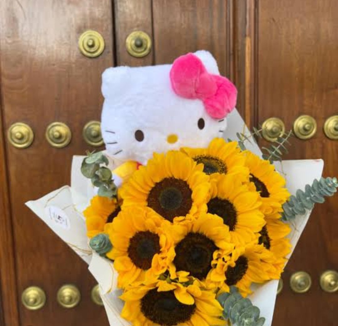 Lo que otros no quieren yo lo aprecio😂🤭🤭🌻🌻gracias sobrina..💛❤️feliz noche de sabado a todos..🌚🌜