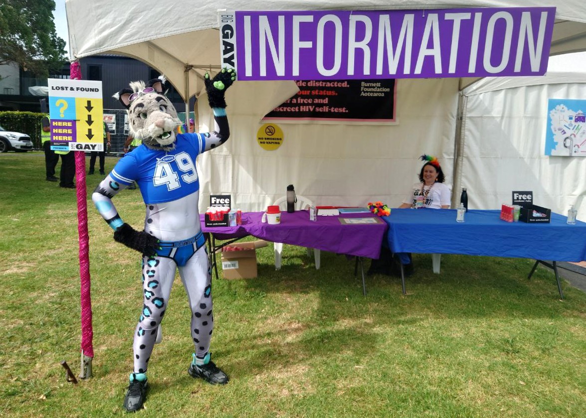 Remember to stay fiercely proud, faaabulous &amp; as gay as your heart desire, during Pride month down under!

🌈❄️😺🌈

@ Big Gay Out, Coyle Park, Auckland 🇳🇿

#SpandexFur #Spandex #Lycra #Petsuit #Fursuit
#SpandexSunday