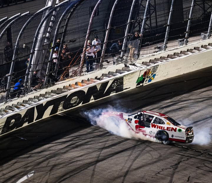 Jesse Love WINS at Daytona! Pre-Order the raced-win die-casts today! Links:

1:24 Scale: store.rcrracing.com/collections/je…

1:64 Scale: store.rcrracing.com/collections/je…