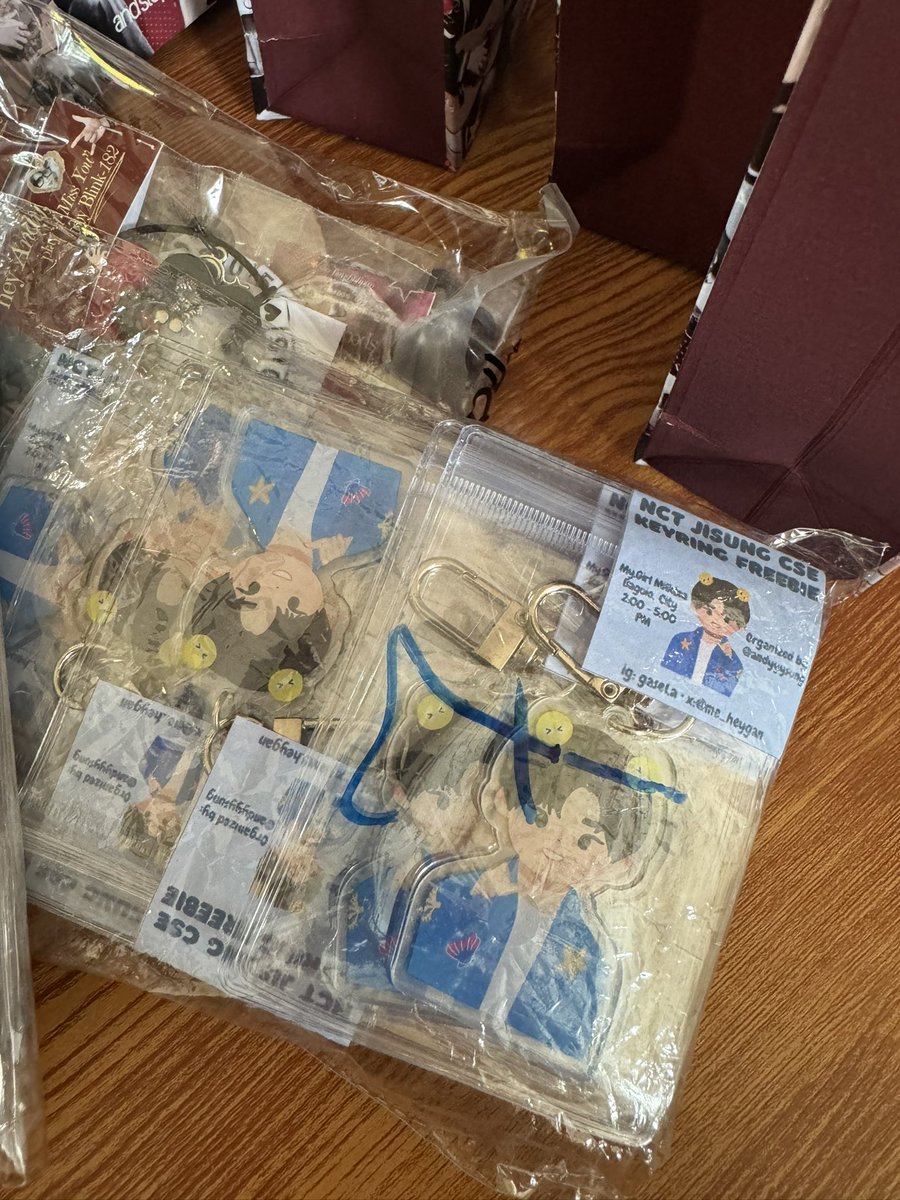 me_heygan's tweet photo. claim your keyring heree  just show me your code!! https://t.co/mjeoUwXICh
