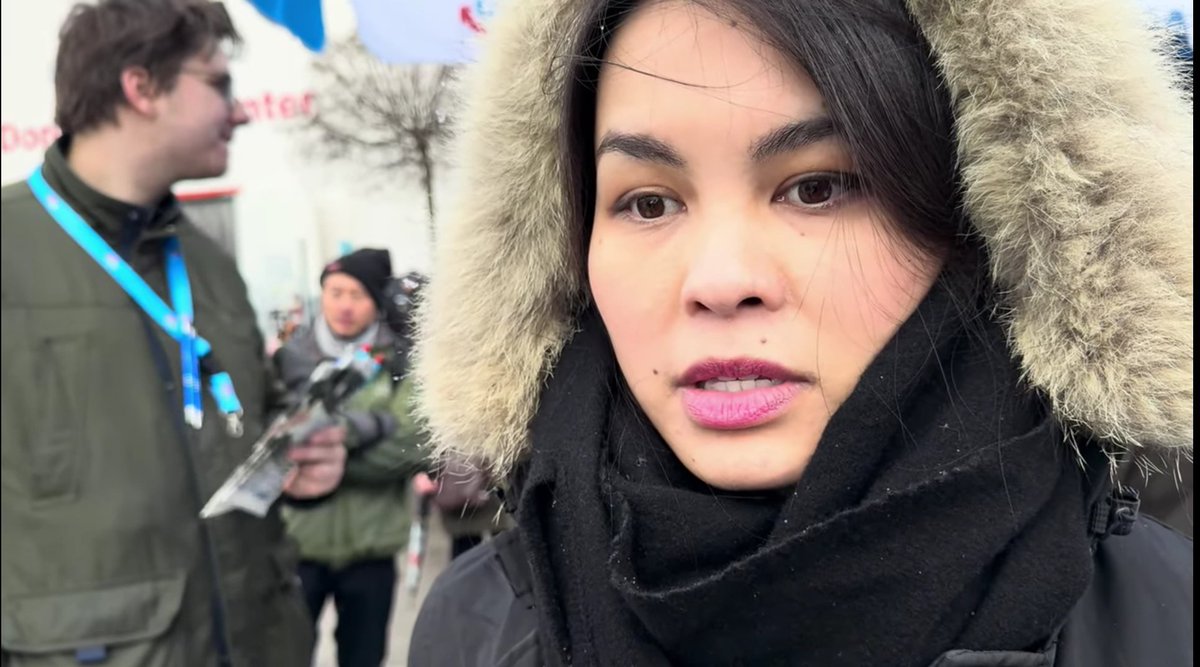 t47da's tweet photo. Anna Nguyen FCK AFD mit Beatrix von Storch MdB FCK AFD in lichtenberg am Dong Xuan Center wahlkampf stand
Mit lautstarken gegen Protest gegen den AFD Wahlkampf in lichtenberg
#b1502 https://t.co/1u7dVOqRDq