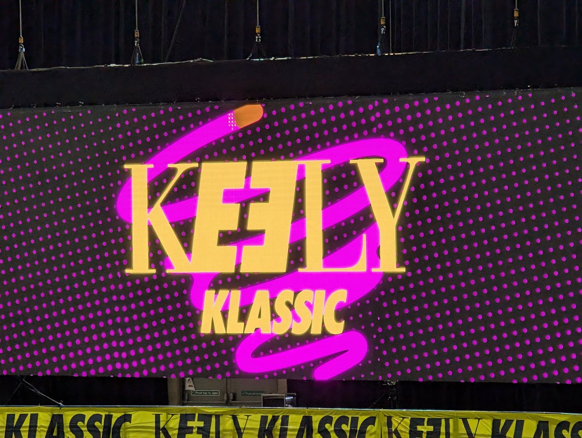 Superb afternoon at the Keeley Classic athletics meet in Birmingham yesterday. So well presented, fun and engaging. So nice to have fun and watch some seriously talented athletes, the boys loved it ❤️👏#keelyklassic