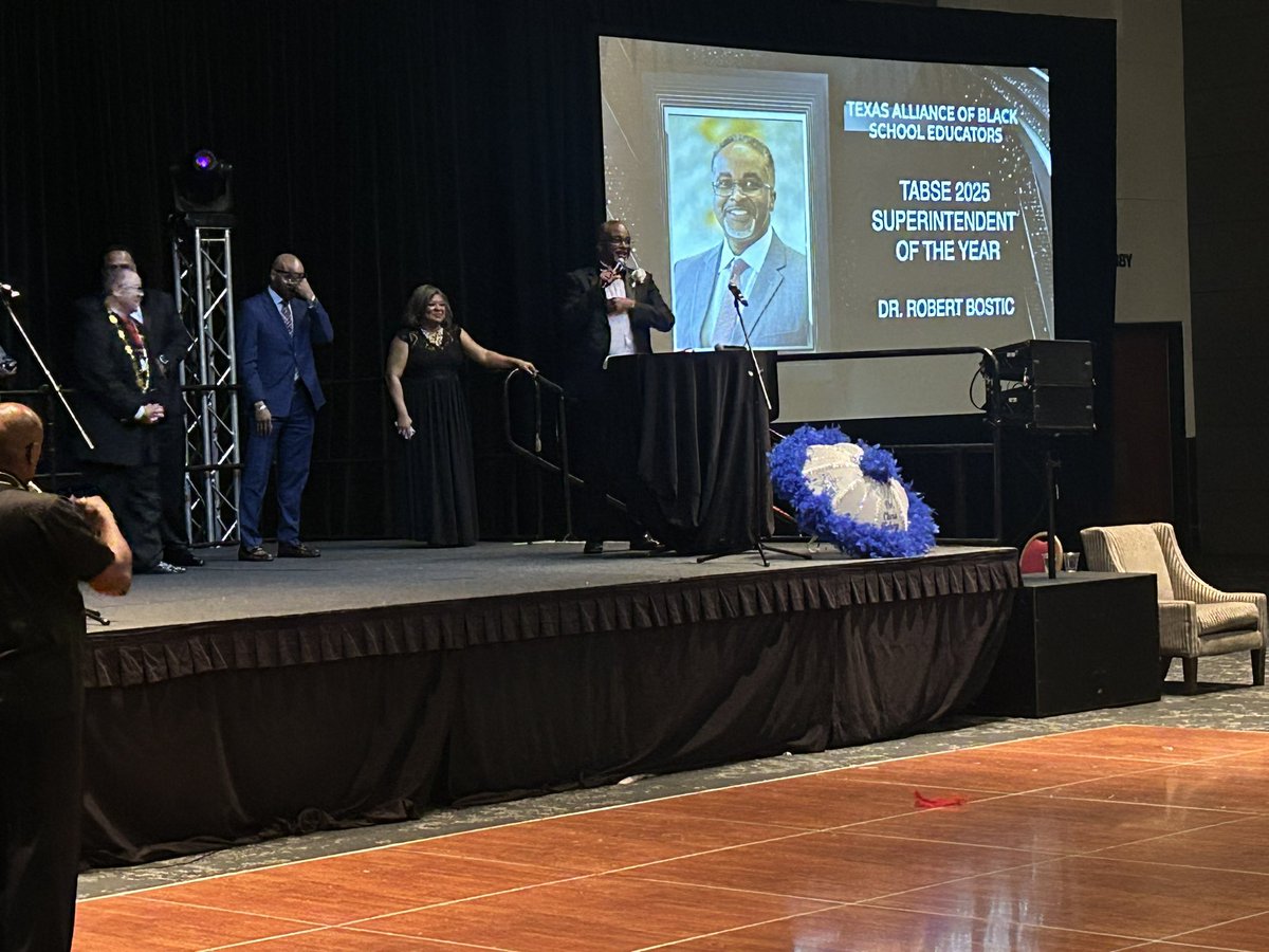 StaffordMSD's tweet image. 🎉 Congratulations to @Dr_Bostic on being honored as the TABSE Superintendent of the Year at Saturday’s Awards Gala!  Your dedication to student success and educational excellence is truly inspiring. Well deserved! 👏 #TABSE #EducationLeadership #SMSD