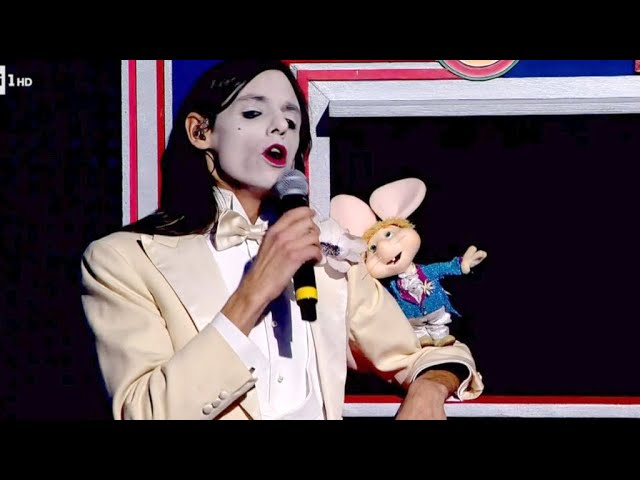 Solo talento e umiltá, niente spinte mediatiche, management influenti, da (semi)sconosciuto dritto sul podio.
#LucioCorsi è stato la mia scommessa vinta sin dal suo annuncio. Il 2° lo consacra per il futuro quasi meglio di una vittoria. È davvero una speranza ❤️ #sanremo_2025