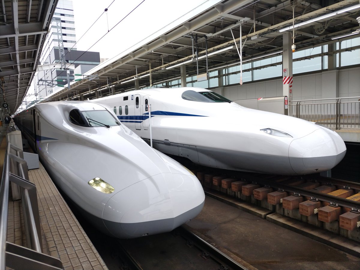 mogu_otherside's tweet photo. お腹と腰回りに鈍痛あるけどロキソニソ頼みで行ってきまーす🚄
#島袋寛子
#hiro
#Dancinghiro https://t.co/KXMUGiwk6q