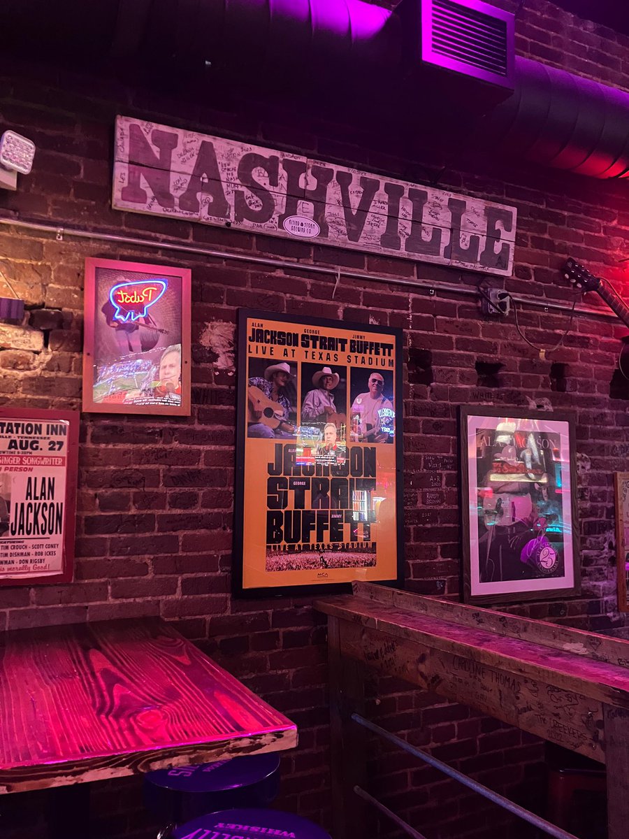 Dr Annie Topping tweet media