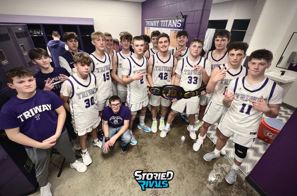 🏀 Boys PAC7 Basketball

FINAL

🔴 Orrville 64
🟣 Triway 73

Titans avenge an early season loss with a hard fought Senior Night win. 

Let’s just say the atmosphere was a tad intense in this one. 

Sophomores Bruin Flinner (19) &amp; Jalen Hacket (18) lead the charge. 

<a href="/BoysTriway/">Triway Boys Basketball</a>