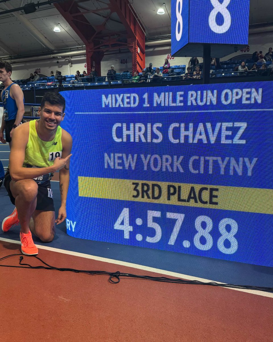 Chris Chavez tweet media