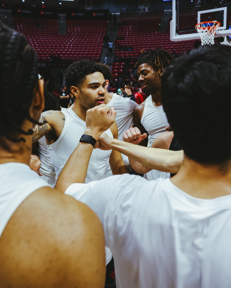 mesa_aztecs's tweet image. Blackout Game at Viejas⚫️

#MESA #SDSUMBB #ViejasArena