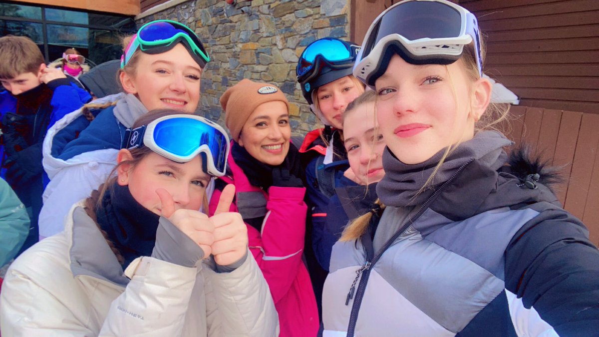 SandSkiTrip tweet media