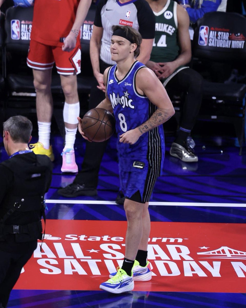 SoleRetriever's tweet image. Mac McClung trying for the first-ever Dunk Contest three-peat in the Puma All-Pro Nitro 🚙