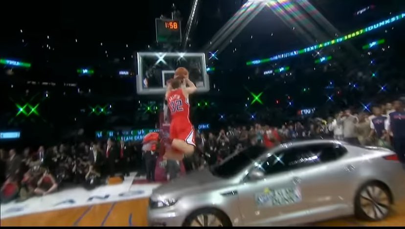 FSPN_NEWS's tweet image. Blake Griffin VS Mac Mcclung. Who did it better #Kia #Dunkcontest @NBAAllStar #NBAAllStar #Nbadunkcontest