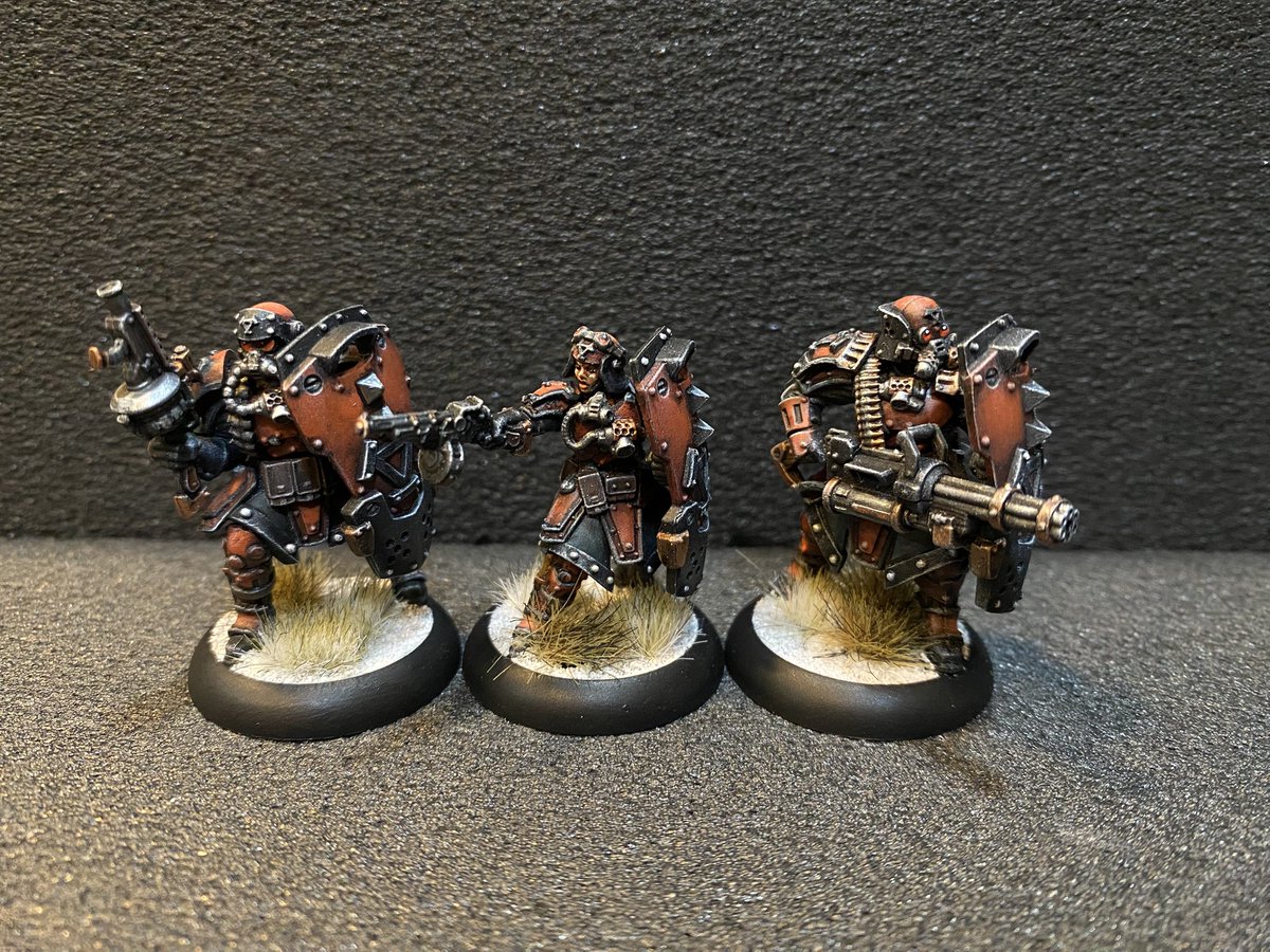 OrosWu's tweet photo. The Hounds.

@SFGWarmachine #paintmachine #warmachinehordes #warmahordes #warmachinehordes #khador #privateerpress #steamforgedgames #ウォーマシン #ウォーマシンMK4 https://t.co/1fyUYF8KY1
