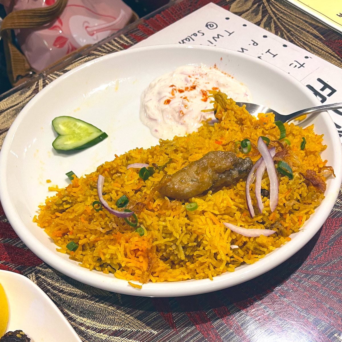 ogiryu's tweet photo. We ate salmon and oysters biriyani! It’s so good😋
#SalamNamaste https://t.co/p8G1f7r3LN