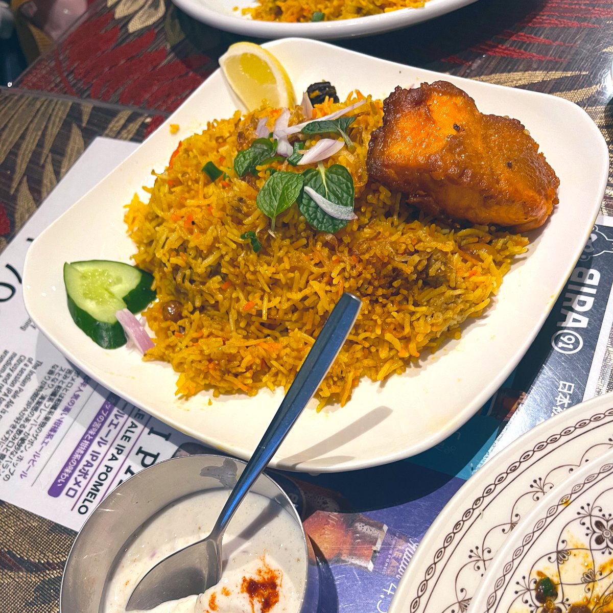 ogiryu's tweet photo. We ate salmon and oysters biriyani! It’s so good😋
#SalamNamaste https://t.co/p8G1f7r3LN