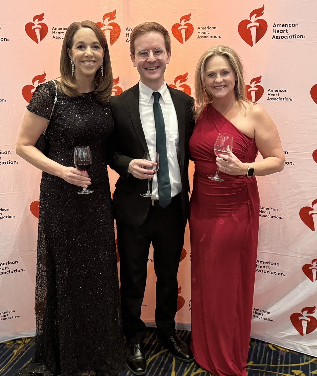 PenickBridget's tweet photo. What a special night supporting at the #HeartBall. (And thanks to my 13 year old for being my stylist!) https://t.co/XfgpG42YvM
