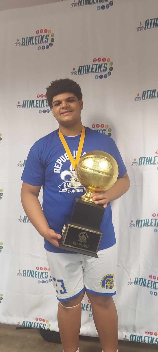 LJ_94_Smith's tweet photo. City Champs and All Tournament Team. Not bad for a football player. 7th grade season in the books. #23out
@JCTMS_JCPS
@JCTMSFootball @JCPSAthletics @KYFUTURESTARS @OfficialKYMSFA
@35KYSportsMedia @PrepRedzoneNext @KyPrephoops @KYINhoops @KY_PrepReport https://t.co/PqecYGt5bq
