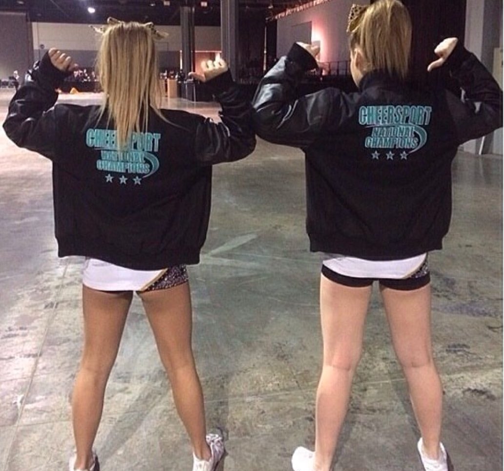 WATCH THE JERSEY GIRLS IN HALL B5 AT 4:04 BE THERE