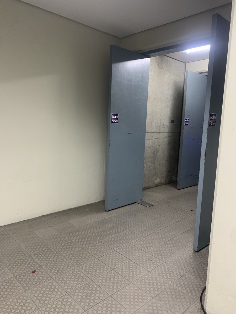 Phak_Khom (พัคจี) tweet media