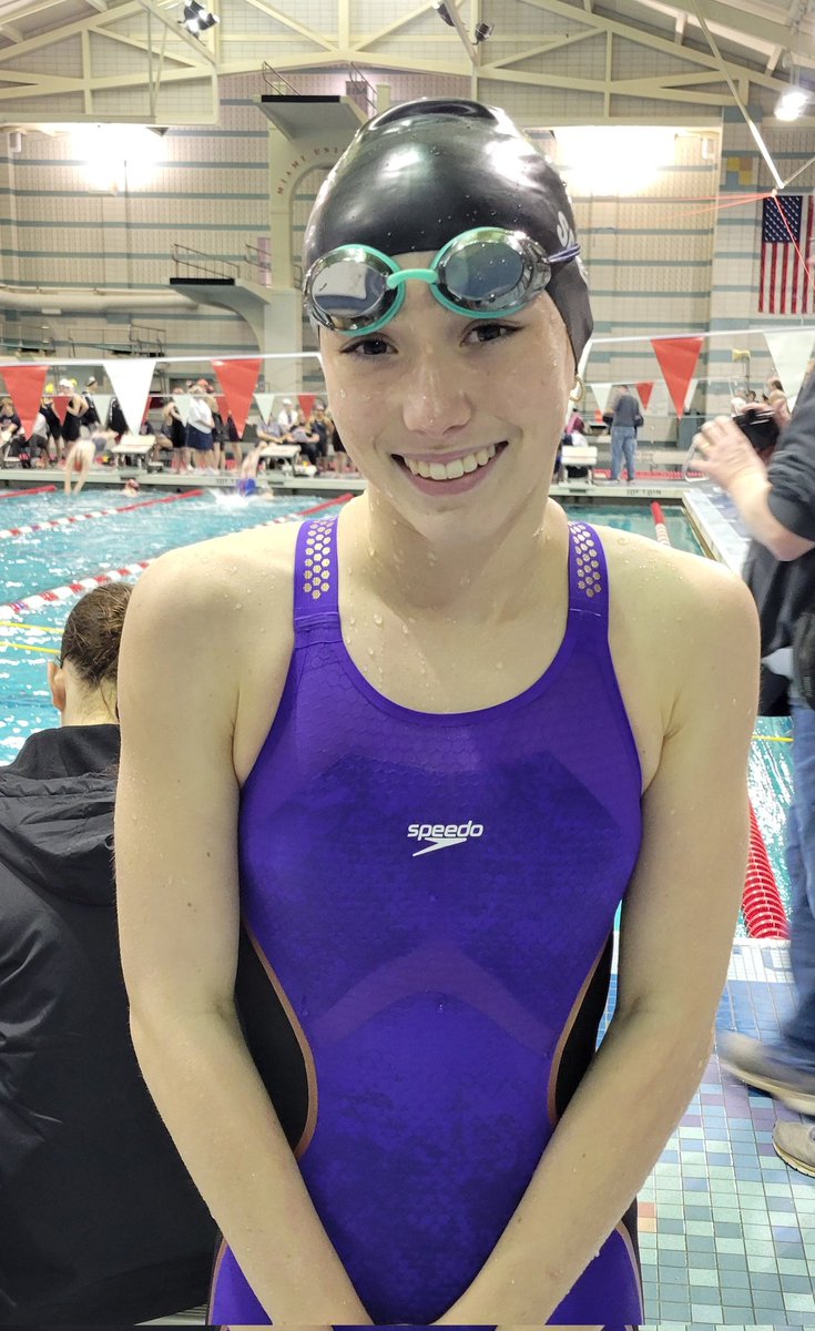 Stella Speed broke her own 100 Breaststroke record of 1:08.93 with her Districts swim of 1:08.85! 💚💛
#littlemiamiswim #littlemiamihighschool #littlemiamiathletics #littlemiamipanthers