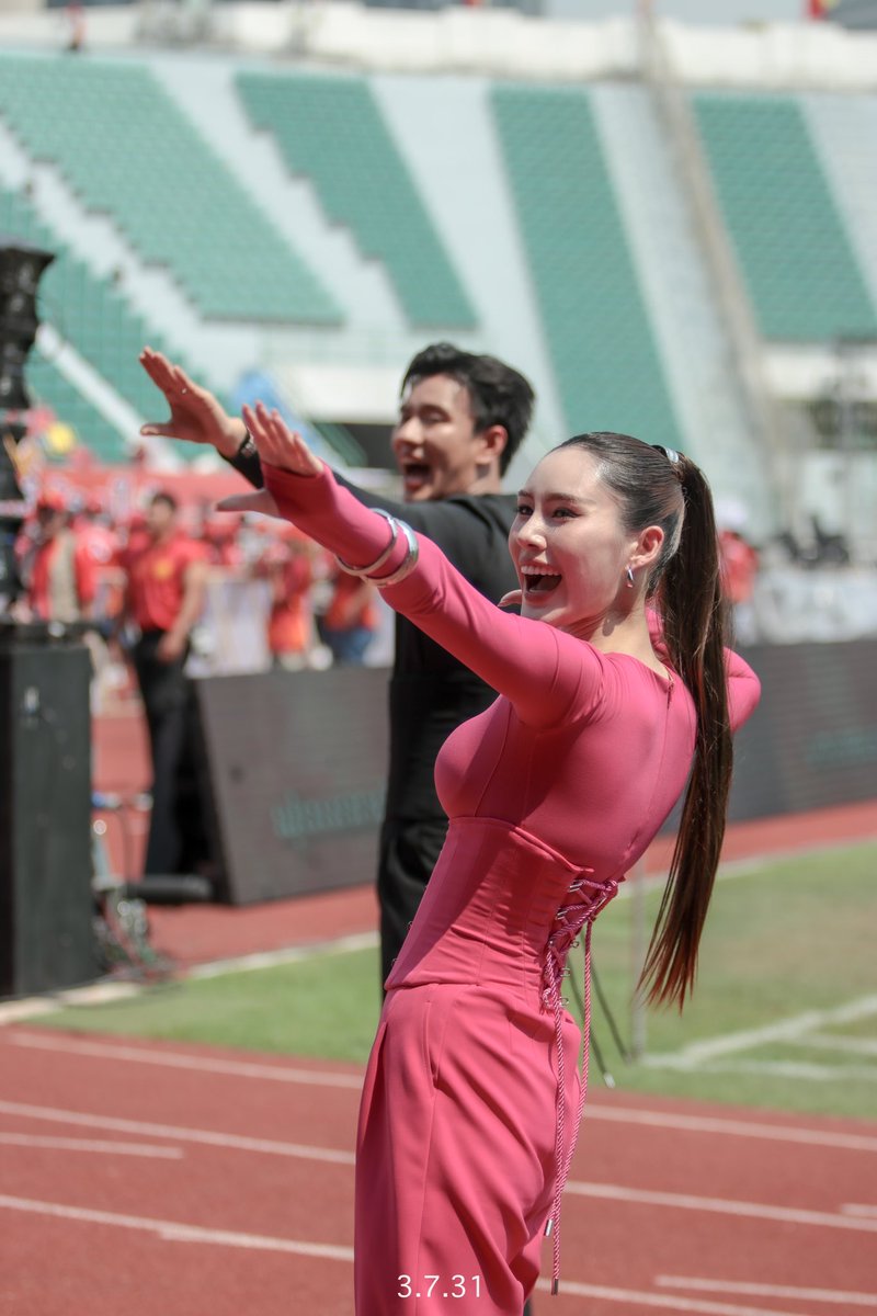 3_7_31's tweet photo. 💖✨
#mintthisharr
#งานบอลธรรมศาสตร์จุฬา75
#TUCUBALL75
#TEAMCHULA
#cucl74 https://t.co/55CC4tqoPT