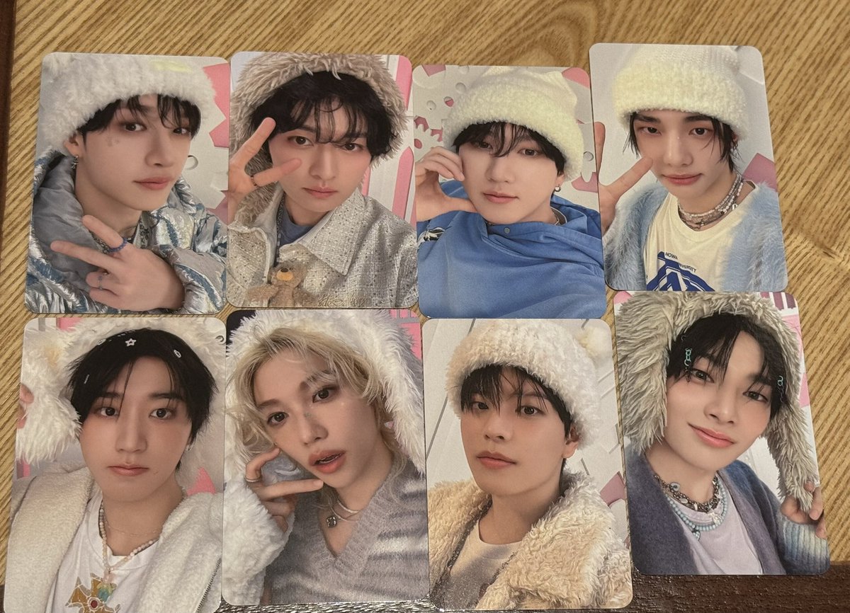 Skzpoca8's tweet photo. 2/16 스테이존 양도
stayzone sell 
Full set 10.0

비누꽃 제외 나머지 구성품 포함
All included except flower

https://t.co/b9LAY3NBjo

스키즈 팬미팅 인스파이어 스키주 굿즈 skzoo
skz 시야 양도 wts wtb jyp 교환 전진용 아레나스트레이키즈 https://t.co/BCpQewAKL1