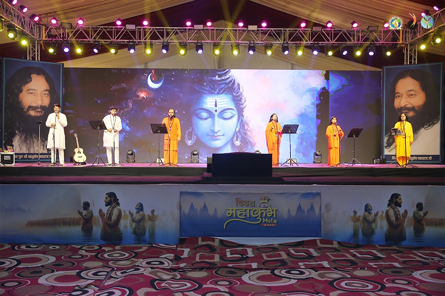 YPSSWorld's tweet photo. YPSS and Bodh - Drug deaddiction program, of DJJS together launched a mega campaign Sankalp at the pious land of Prayagraj during #MahaKumbh2025. A campaign to make the nation free from all kinds of addictions.
It also included motivational tracks and acts with 3k+ attendees. https://t.co/uSlJKcJDCu