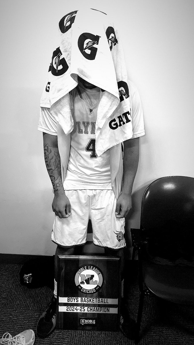 DJ Taylor (@iamdjtaylor__) on Twitter photo Good way to end of the regular szn of my senior year….. on to state thank you <a href="/butlerlynxboys/">Butler Prep Boys Basketball</a> for putting yall trust in me 💞
love too my teammates for fight this battle together <a href="/KJHamlin1_/">Julius “KJ” Hamlin JR</a> <a href="/_4pfdj/">Danny Bennett</a> <a href="/jamalsmall10x/">Jamalsmall10</a> <a href="/p92777/">𝐉𝐚𝐯𝐚𝐫𝐢𝐨𝐧 “𝖢𝖧𝖮𝖯“ 𝐏𝐚𝐱𝐭𝐨𝐧</a> Good way to end of the regular szn of my senior year….. on to state thank you <a href="/butlerlynxboys/">Butler Prep Boys Basketball</a> for putting yall trust in me 💞
love too my teammates for fight this battle together <a href="/KJHamlin1_/">Julius “KJ” Hamlin JR</a> <a href="/_4pfdj/">Danny Bennett</a> <a href="/jamalsmall10x/">Jamalsmall10</a> <a href="/p92777/">𝐉𝐚𝐯𝐚𝐫𝐢𝐨𝐧 “𝖢𝖧𝖮𝖯“ 𝐏𝐚𝐱𝐭𝐨𝐧</a>