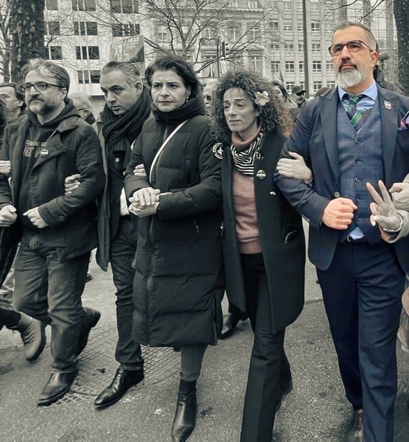 شکست دادن این حرومزاده ها کار سختی بود
اما بالاخره موفق شدیم ❤💚✌
#مزدوران_صادراتی