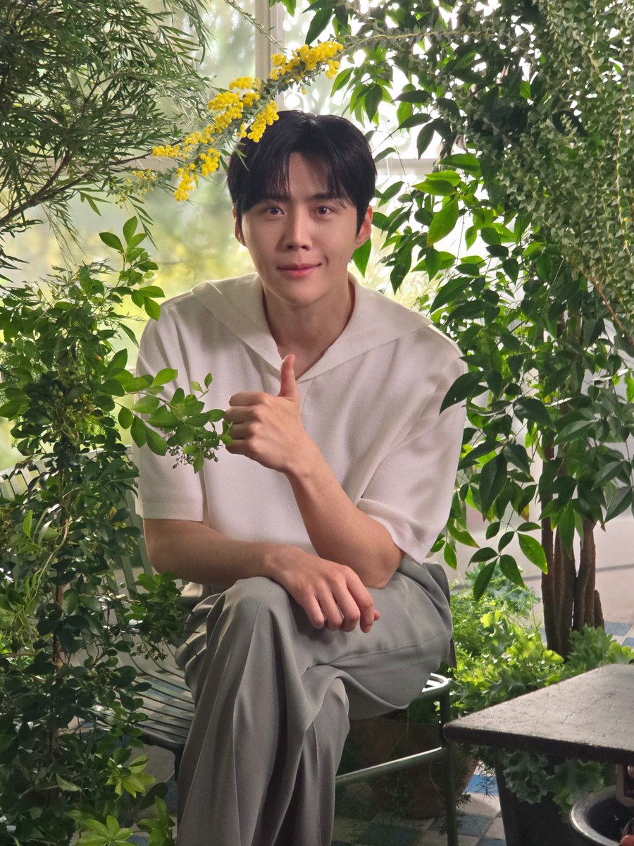 250216  KIM SEON HO weverse

ไม่ได้มาซะนานครับ :)
หวังว่าทุกคนจะมีวันที่ดีกันนะครับ !

🔗weverse.io/kimseonho/arti…

#김선호 #KimSeonHo #คิมซอนโฮ #김스다