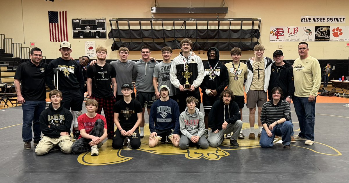 Region 3D Champions, 12 Wrestlers going to states!