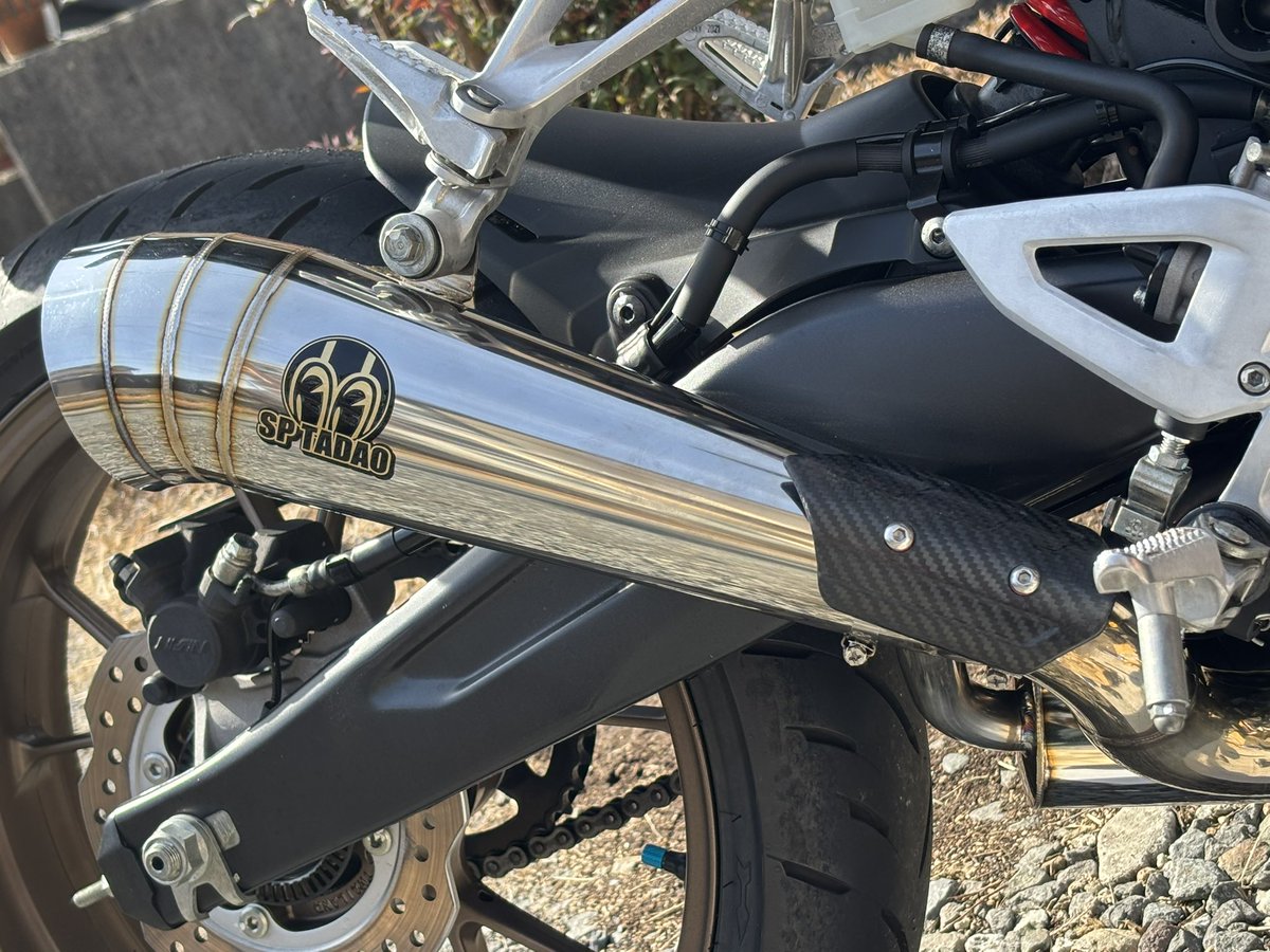 かかとが当たるのでヒートガードも装着‼️
良い感じ😊
