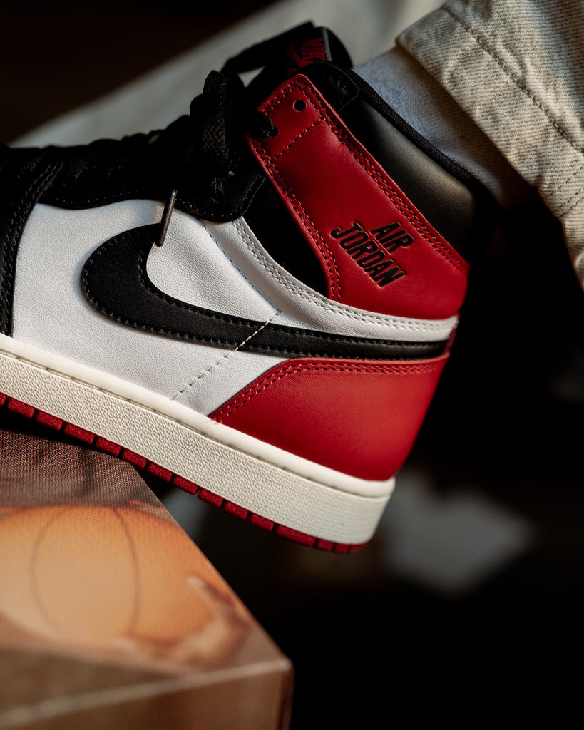 silver toe foot locker