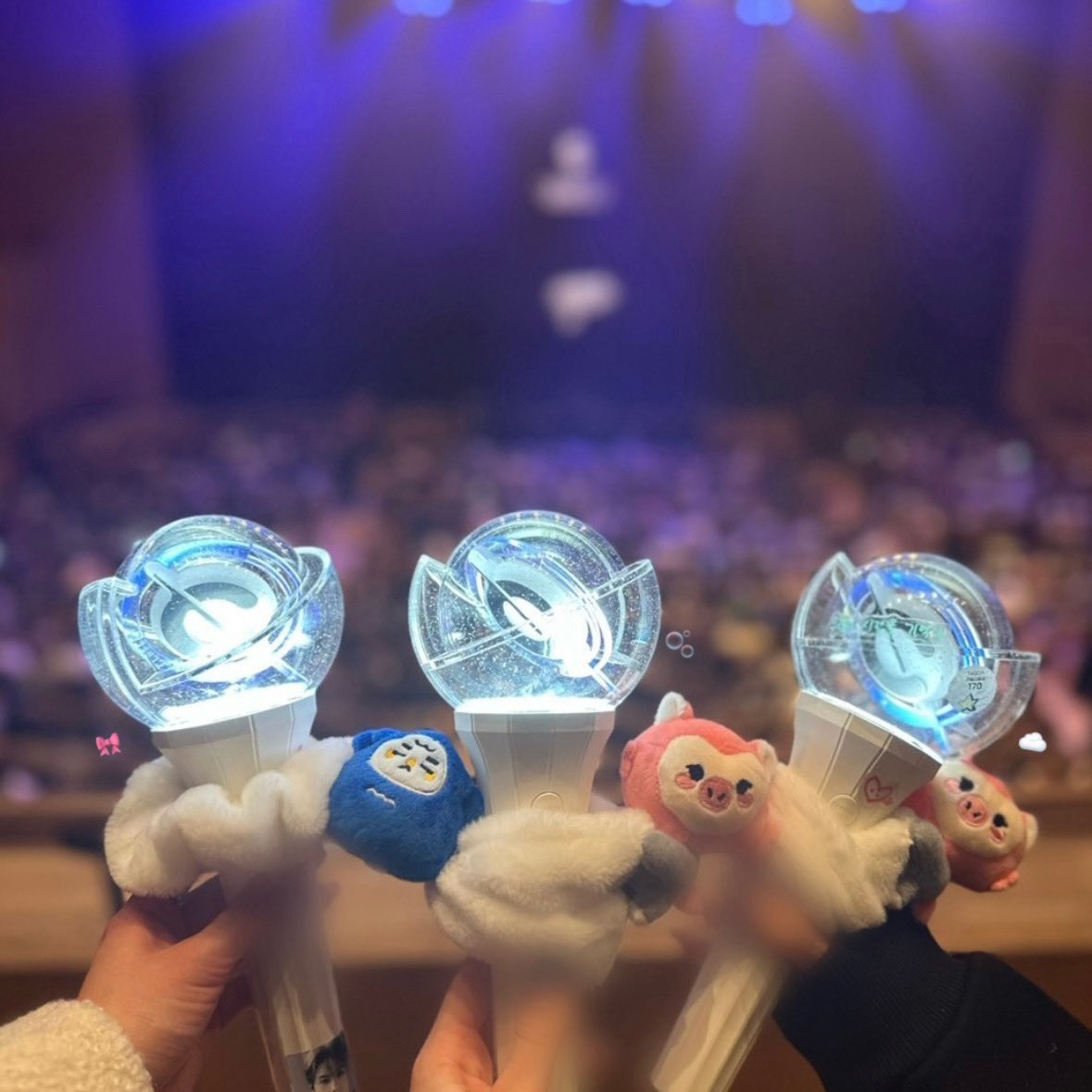 마지막 공연까지 수고했어요🫧
세림이랑 러비티친구들 많이 행복해줘서 고마워요:)
#블림블림