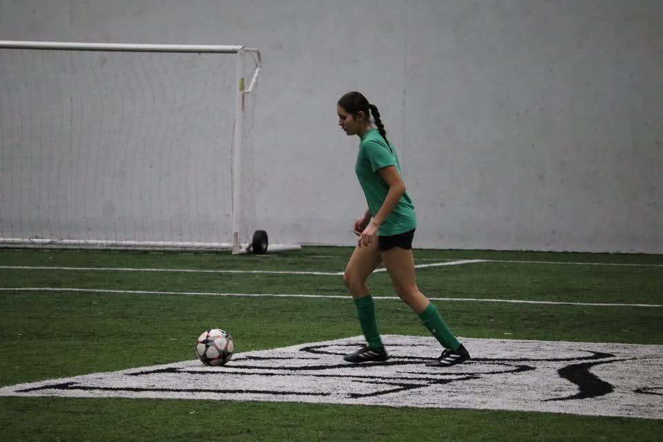 PCCeltics's tweet image. Pictures from tonight’s match.  Thank you to the guest players who helped us tonight! More pictures on our facebook page at facebook.com/share/15cvP3Po…  @PCHS_Celtics @ProviAthletics #southlandsoccerleague #winterleague #restoretheglory