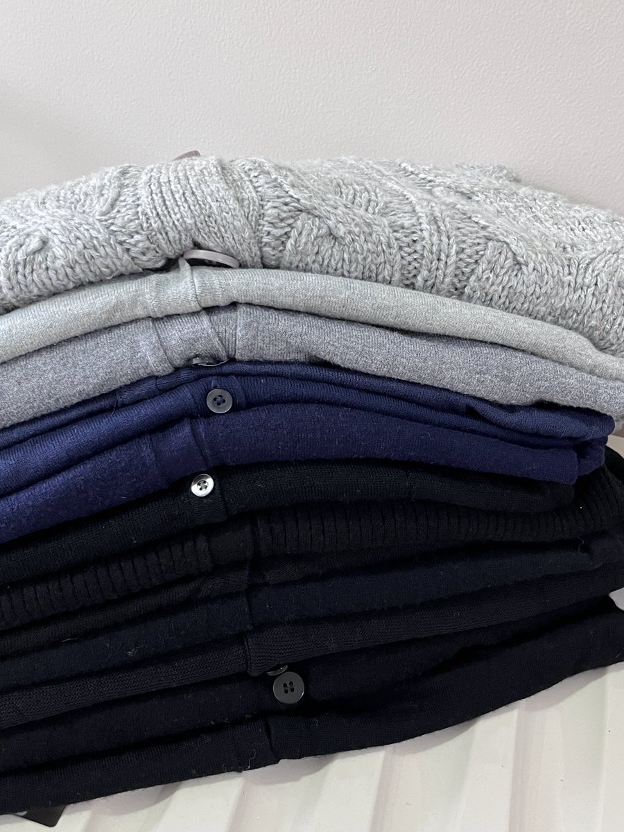 cardy cardigan tweet media