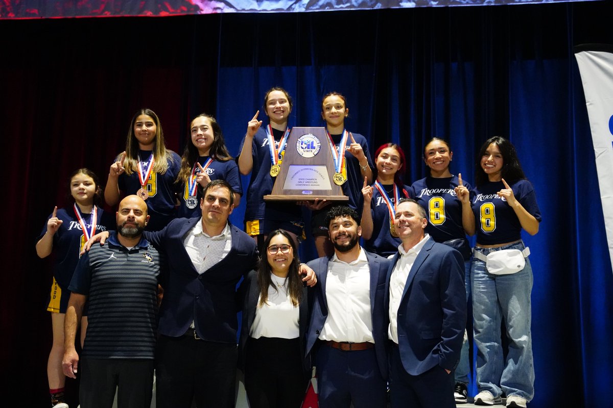 1..2..3.. El Paso Eastwood wins the 2025 #UILState 6A Girls Wrestling State Championship. The Troopers win their third championship and second in the last three years.

🥇 El Paso Eastwood
🥈 The Woodlands College Park
🥉 Katy

Final Girl's Results: bit.ly/3CTVwEh