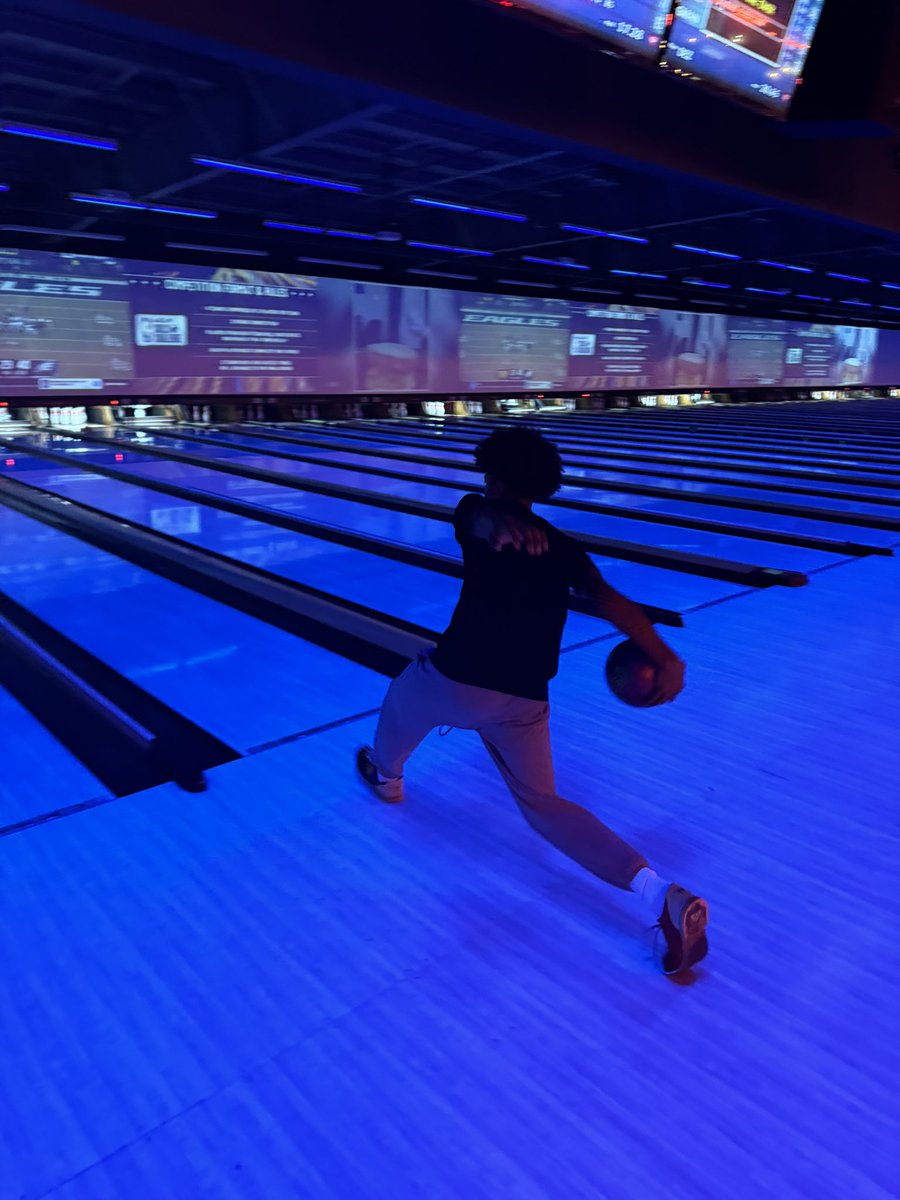 VentureAcademySports (@ventureathletic) on Twitter photo The Varsity Boys 🏀team got a chance to bond off the court at their <a href="/cifsjs/">CIF Sac-Joaquin Section</a> postseason selection show after-party w/ unlimited bowling, food, & arcade games on NBA All-Star Saturday Night. Excited to unveil a hungry roster for the playoffs & hit the hardwood this upcoming week. The Varsity Boys 🏀team got a chance to bond off the court at their <a href="/cifsjs/">CIF Sac-Joaquin Section</a> postseason selection show after-party w/ unlimited bowling, food, & arcade games on NBA All-Star Saturday Night. Excited to unveil a hungry roster for the playoffs & hit the hardwood this upcoming week.